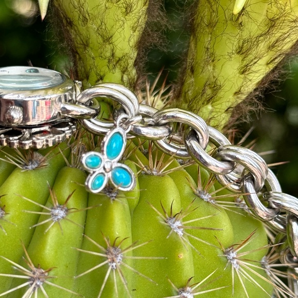 Disney Tinker Bell with charms Watch - Picture 3 of 10